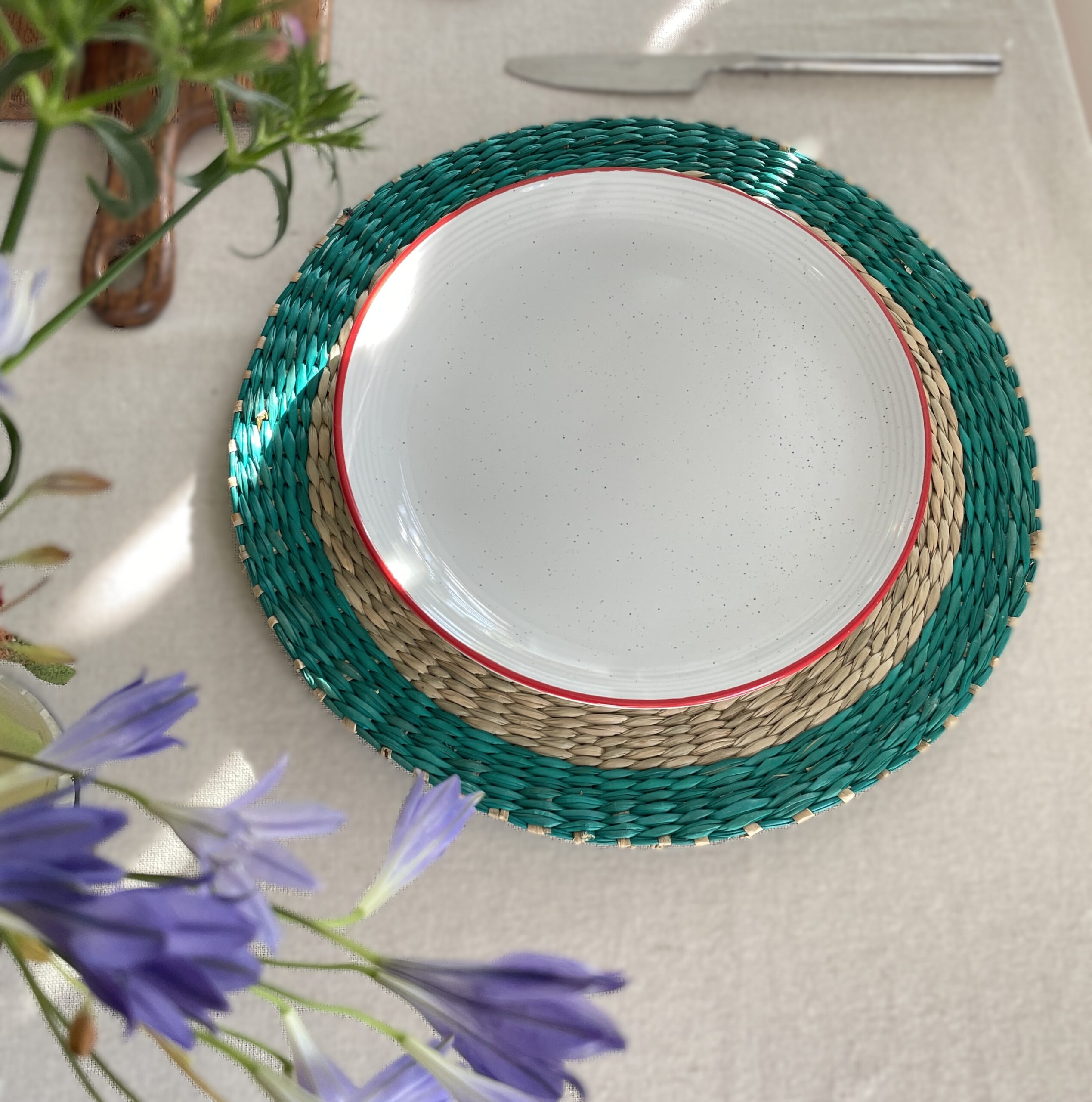 Round Seagrass Placemats Set of 6 Hand-woven Table Mats 30cm, Green - Image 6
